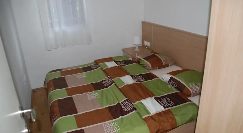 Villa Alpa Umag Daire