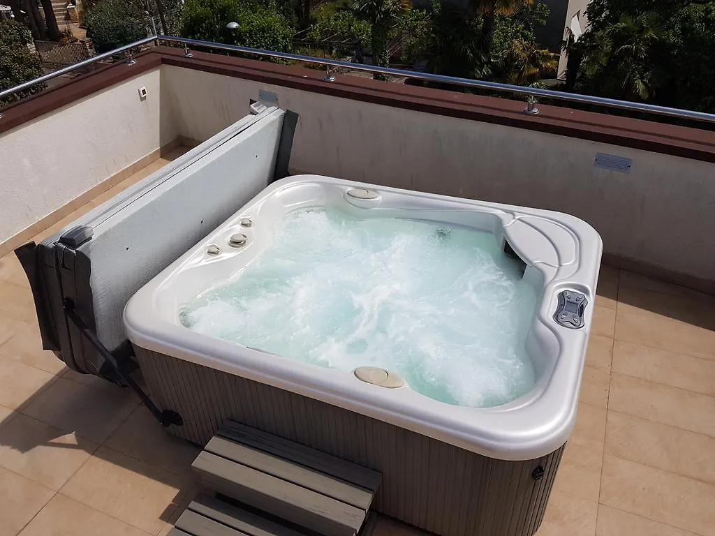 Villa Alpa Umag Daire
