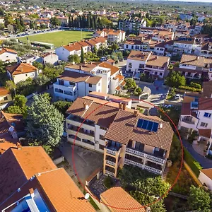 Mir Apartmán Fažana